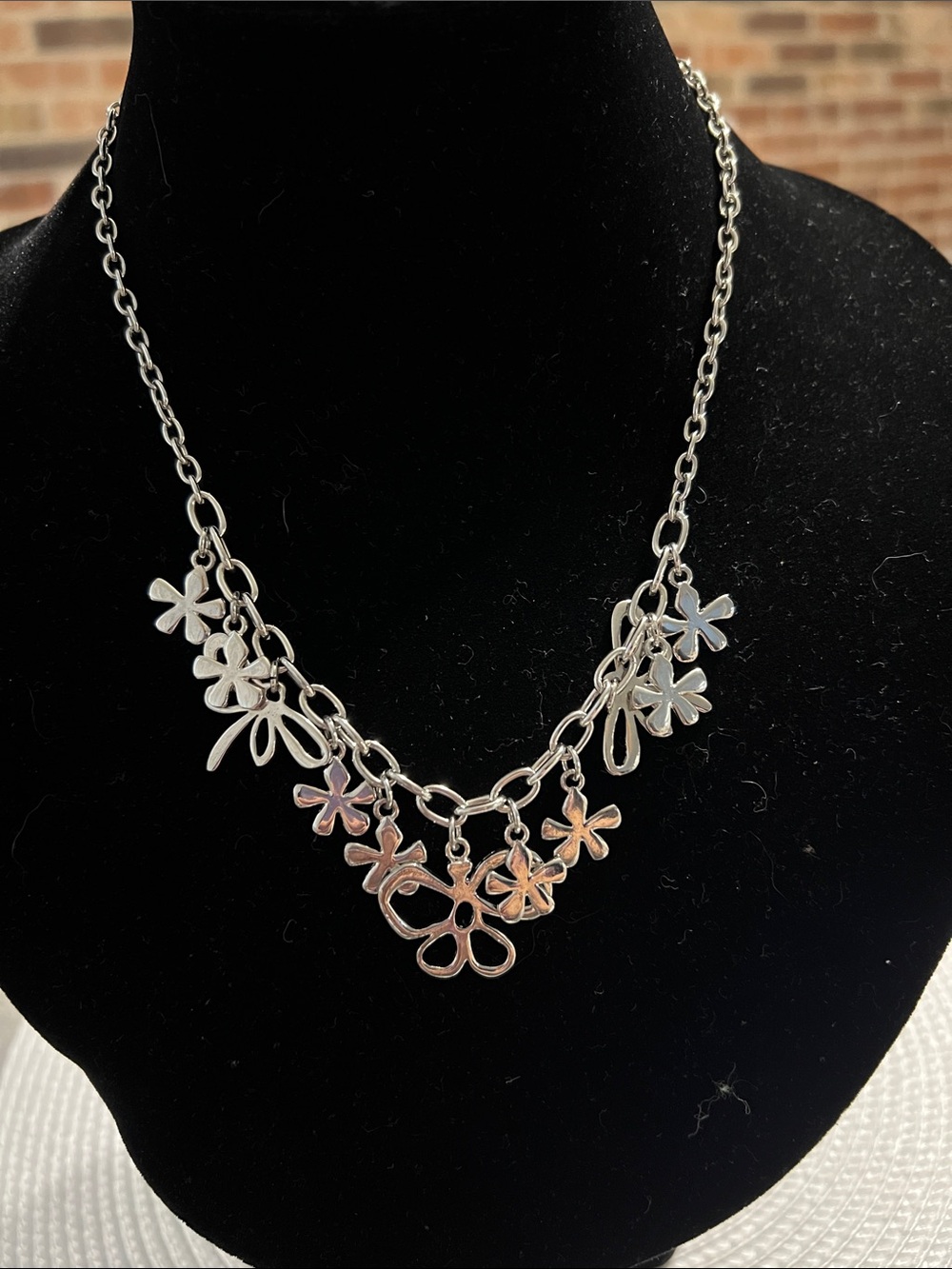 Silver butterfly 🦋 Floral Charm Necklace - Women Jewelry